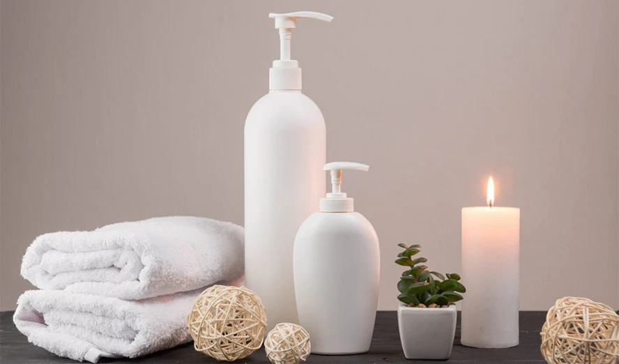 Industrie des soins personnels&nbsp;: solution de vision d'alignement automatique des bouteilles pour les